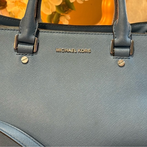 Michael Kors Blue Satchel w/ Optional crossbody Strap & Structured Design - Picture 2 of 15